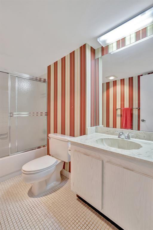 Silver Thatch Atlantic Pl - Residential