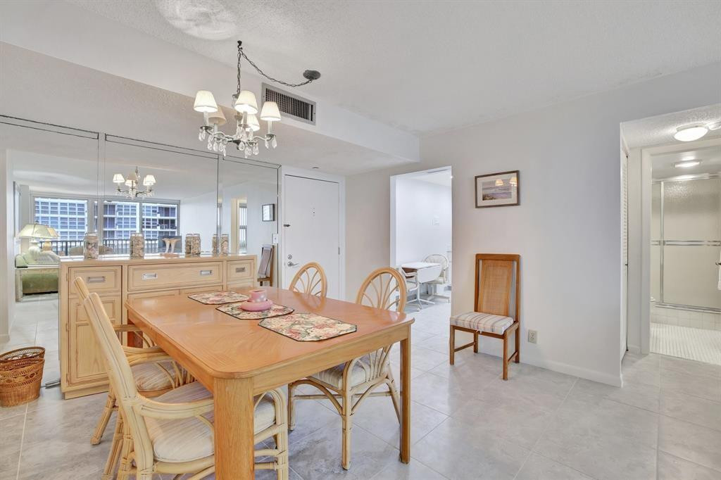 Silver Thatch Atlantic Pl - Residential