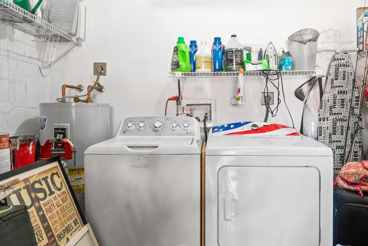 BOYNTON LAKES 3 - Residential