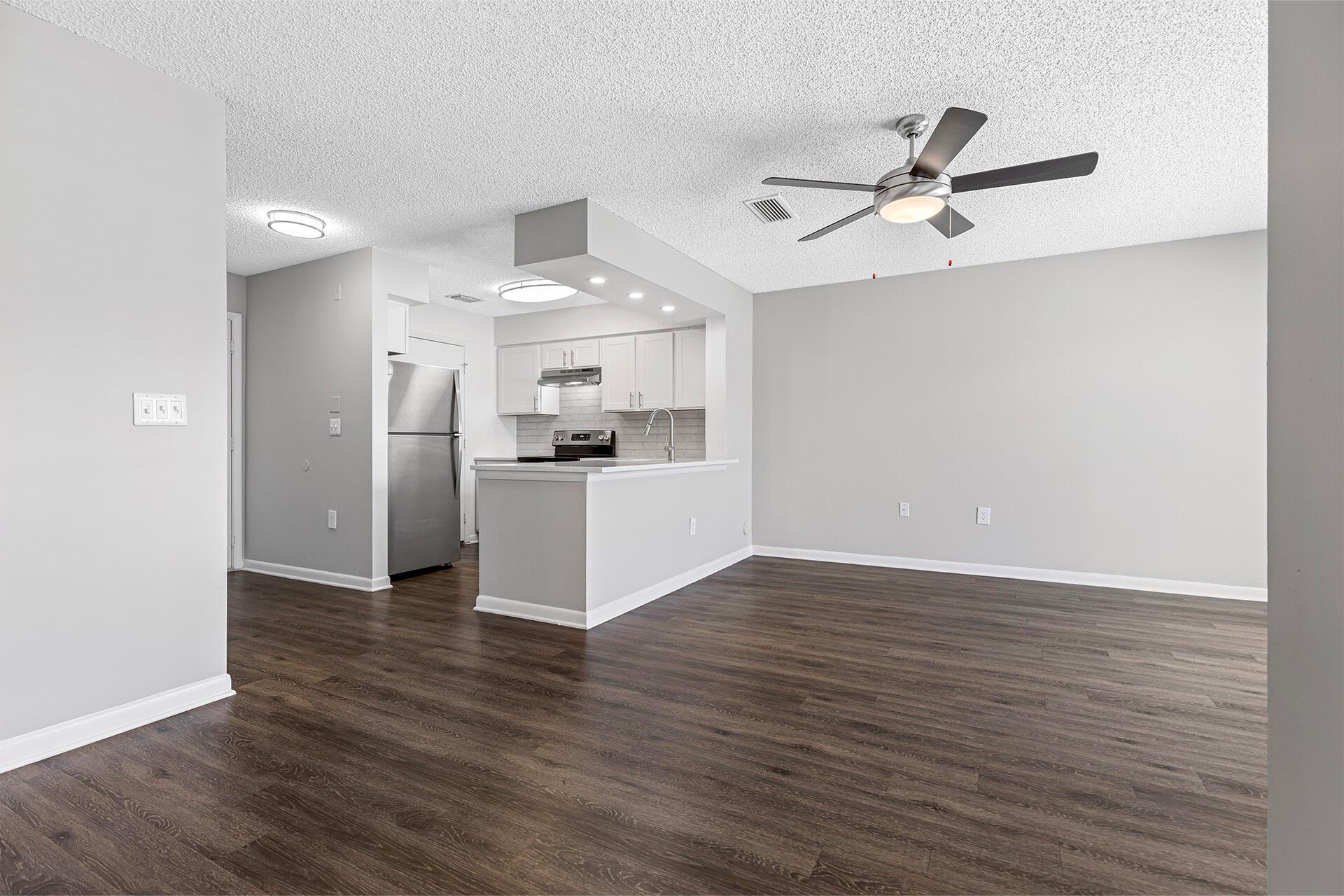 Town Aventura - Residential Lease