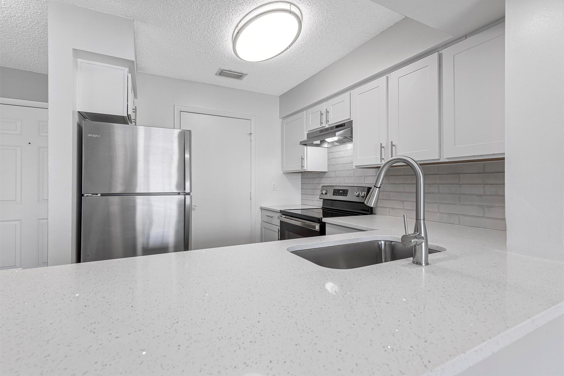 Town Aventura - Residential Lease