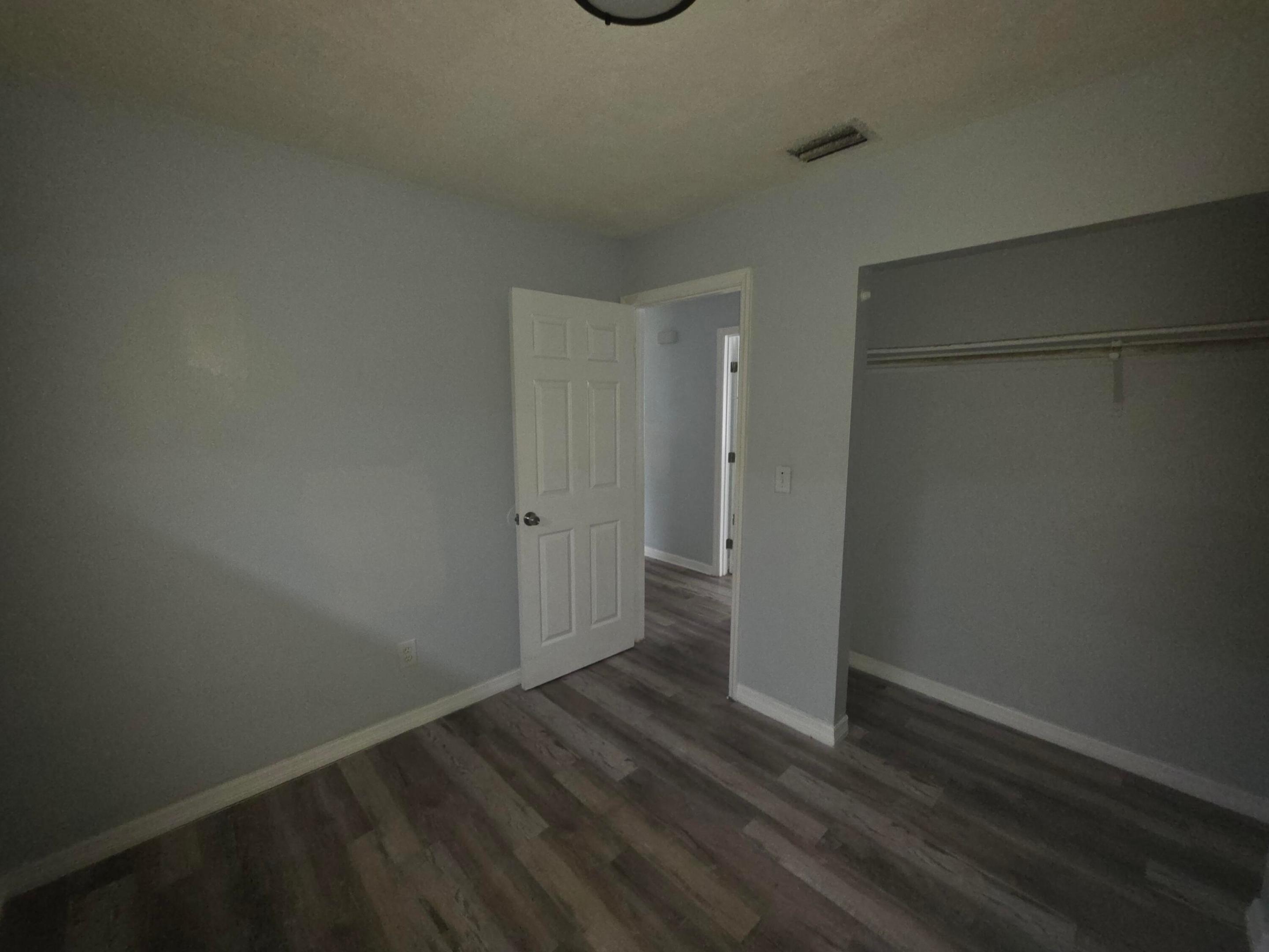 LAKEWOOD PARK - Residential Income