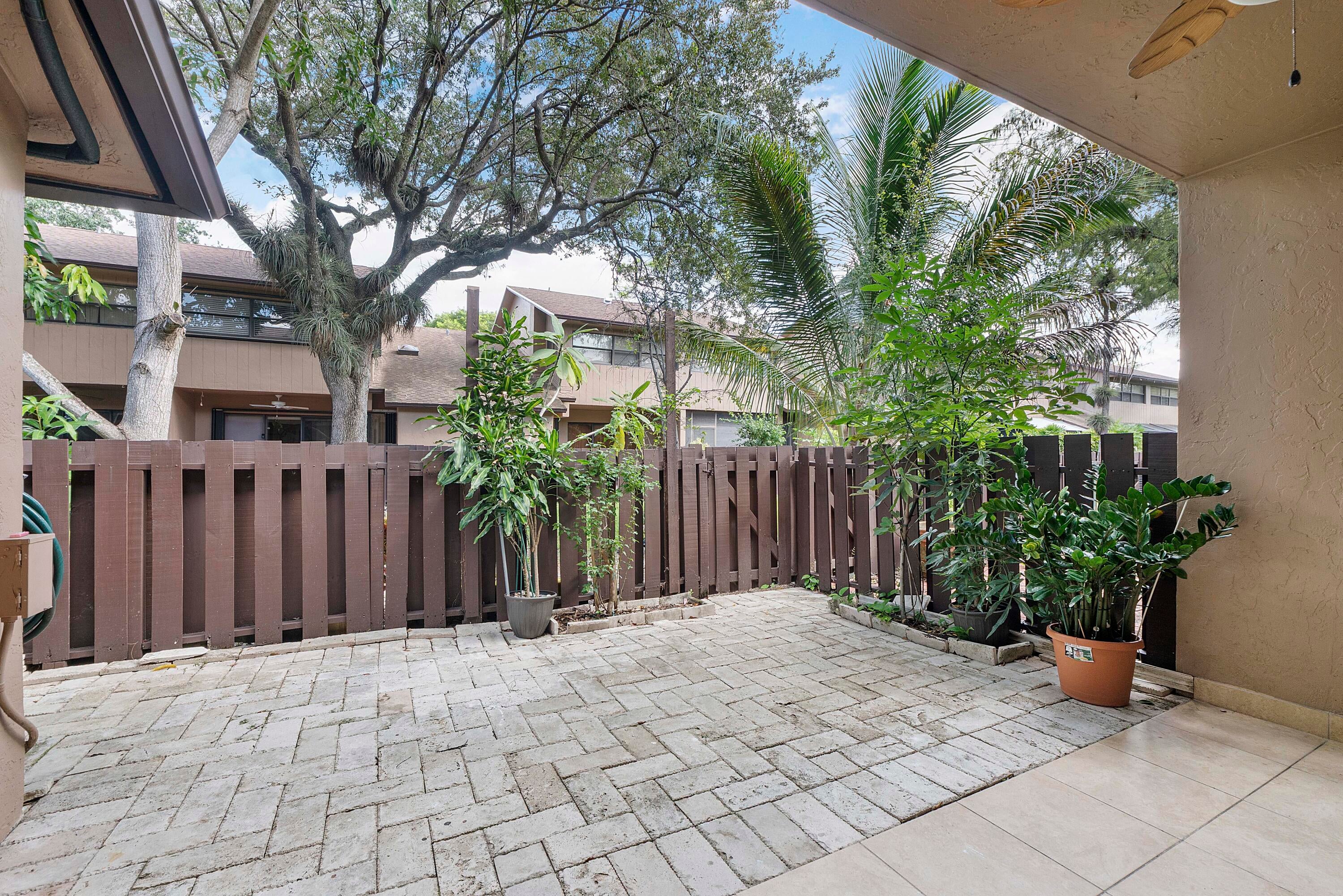 7780 NW 79TH Avenue F2