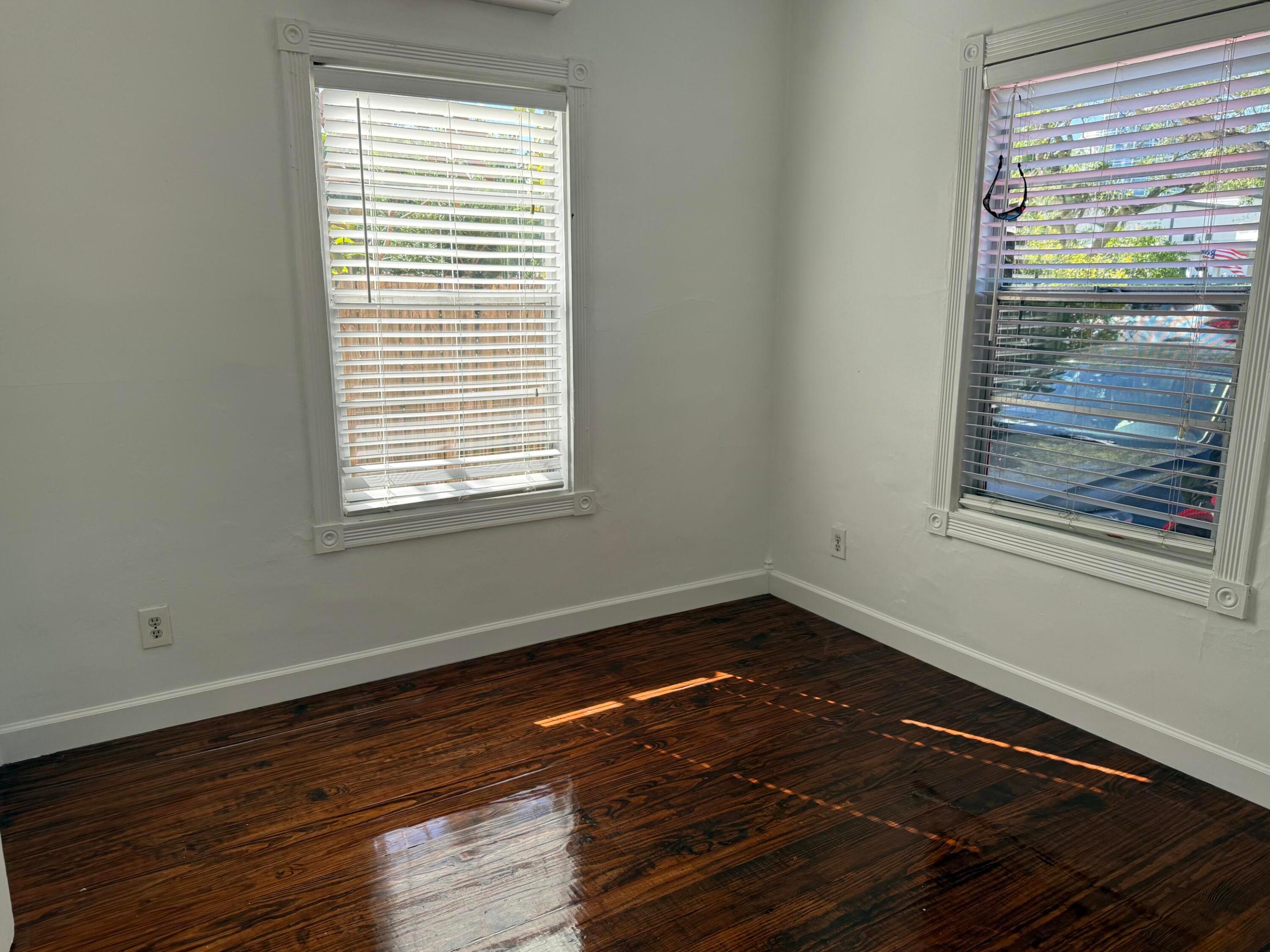 GORDONS ADD - Residential Lease