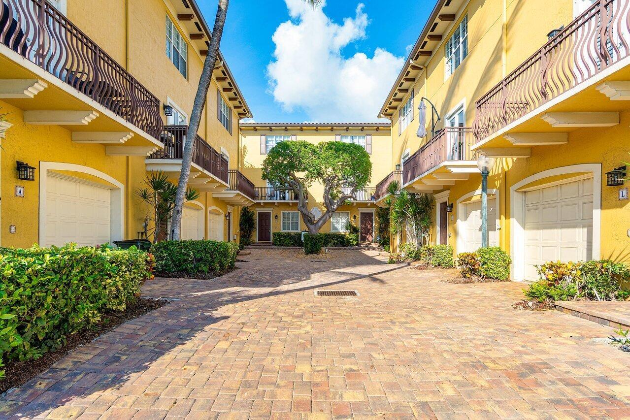 This 3-story townhome in downtown Delray Beach is the perfect blend of convenience and beach-side living. With its prime location, you'll be just a short walk away from Atlantic Avenue and less than a mile from the beach. Living here is the perfect opportunity to explore the amazing walk-able lifestyle in Delray Beach with coffee shops, restaurants, bars, and boutique shopping all within a 1-mile radius. This is the most ideal spot for enjoying all that Delray Beach has to offer during your stay. $8,000/month in season, $5,000/month for annual.