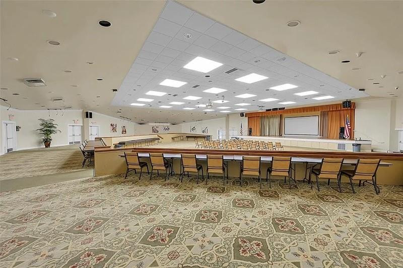 Sunrise Lakes - Residential