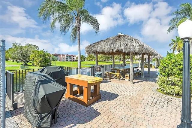 Sunrise Lakes - Residential