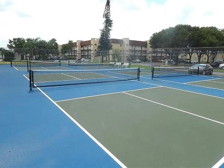 Sunrise Lakes - Residential