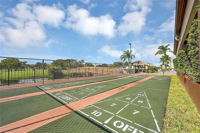 Sunrise Lakes - Residential