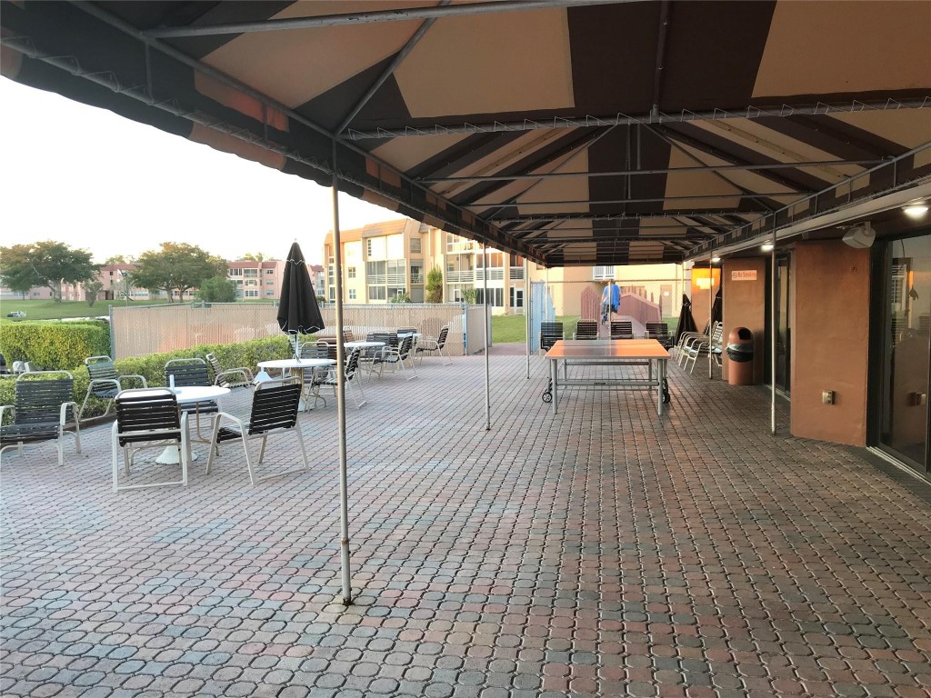 Sunrise Lakes - Residential