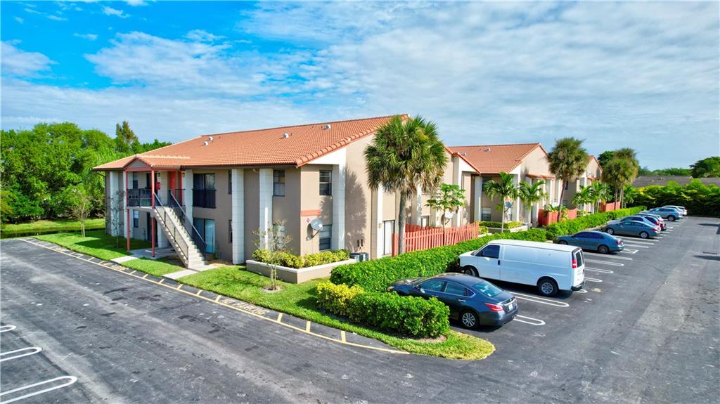 Coral Spgs Villas Condo - Residential