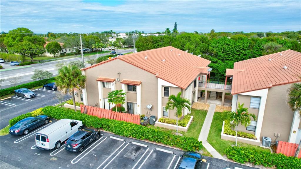 Coral Spgs Villas Condo - Residential