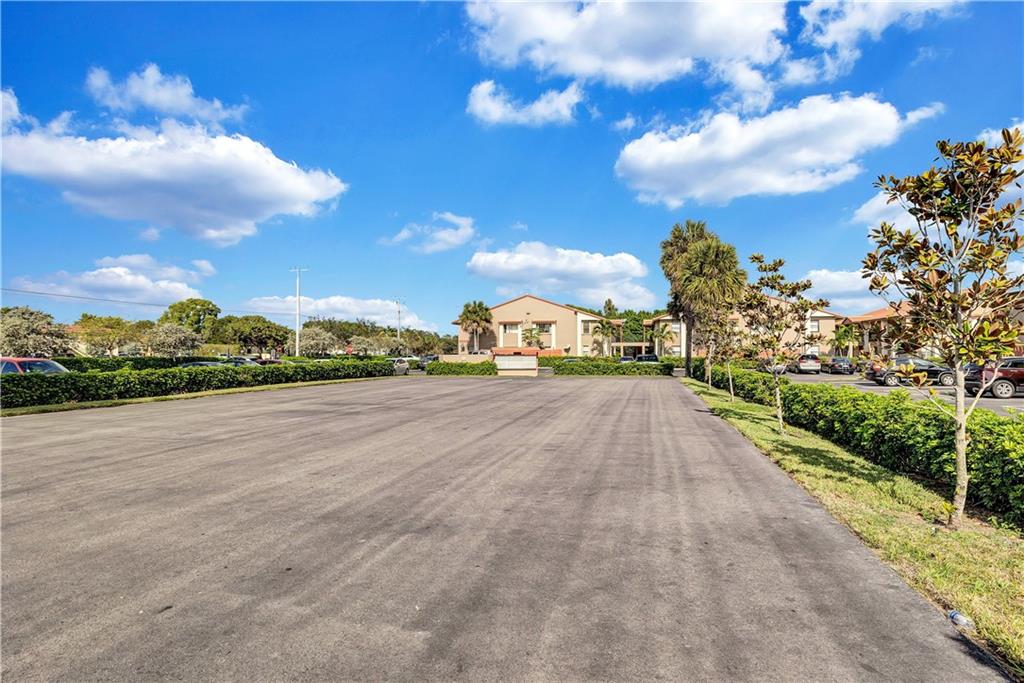 Coral Spgs Villas Condo - Residential