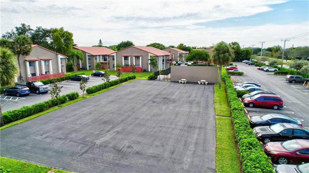 Coral Spgs Villas Condo - Residential