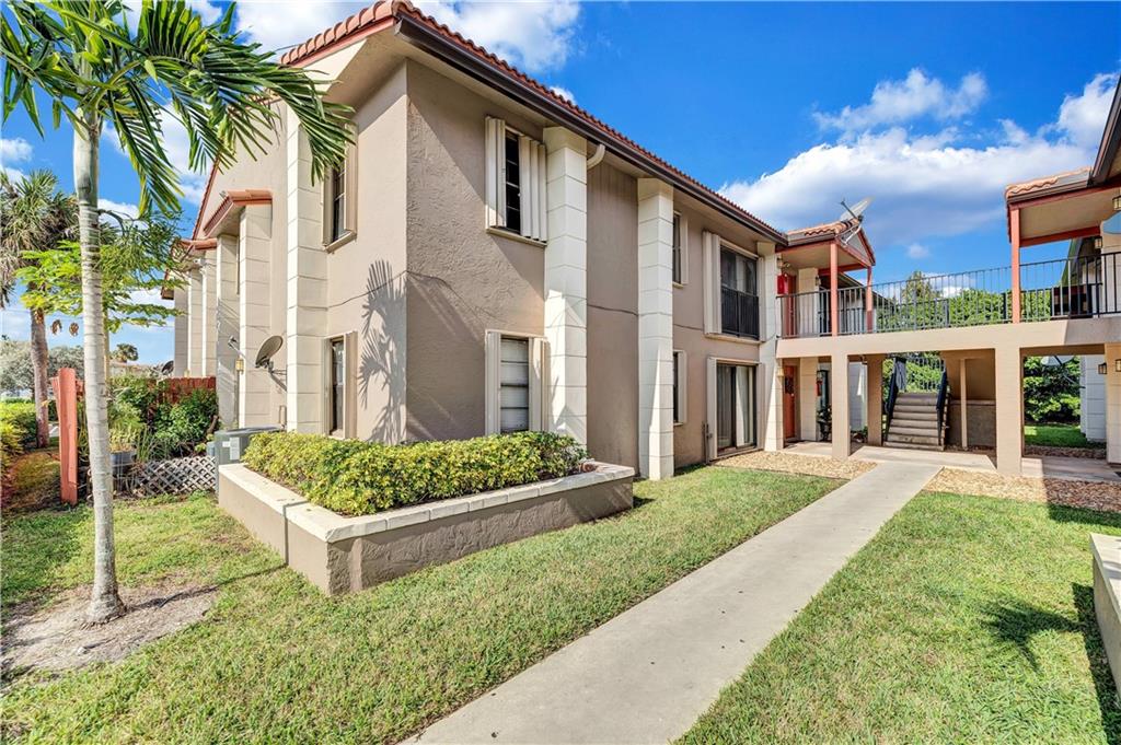 Coral Spgs Villas Condo - Residential