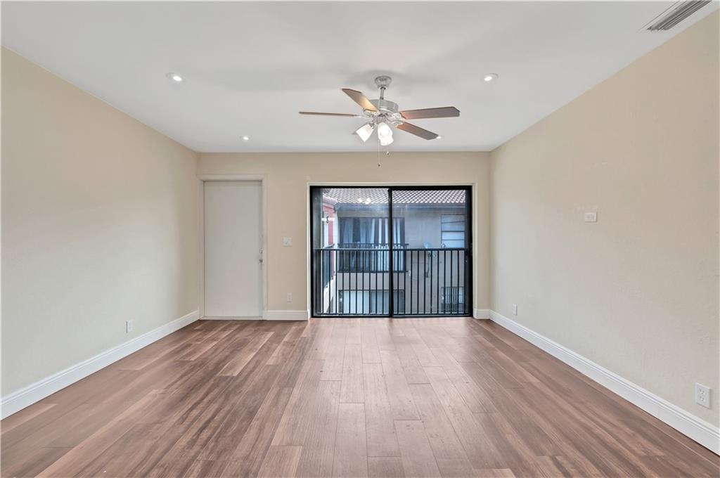 Coral Spgs Villas Condo - Residential