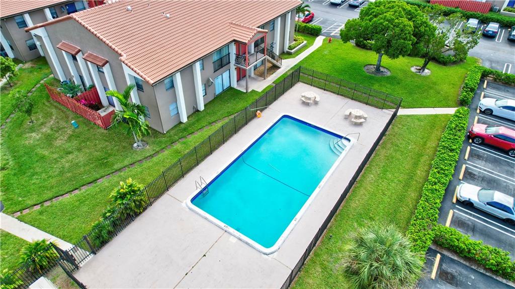 Coral Spgs Villas Condo - Residential