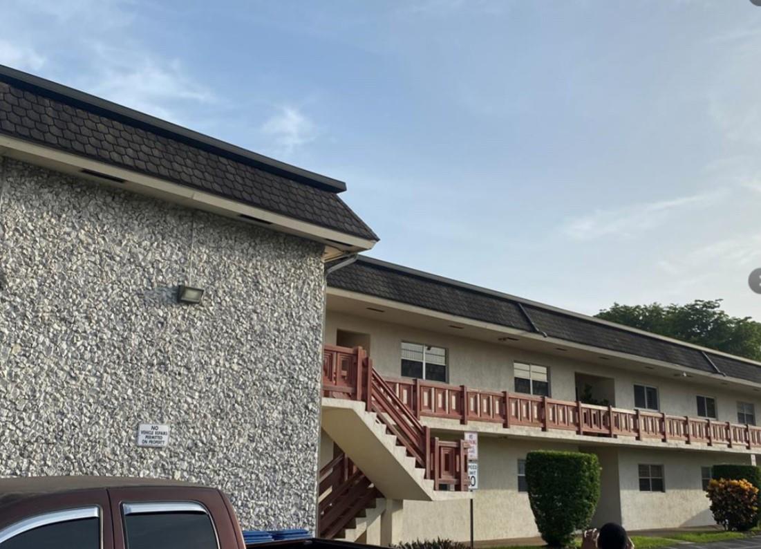 Lakeside Manor North Cond - Residential Lease