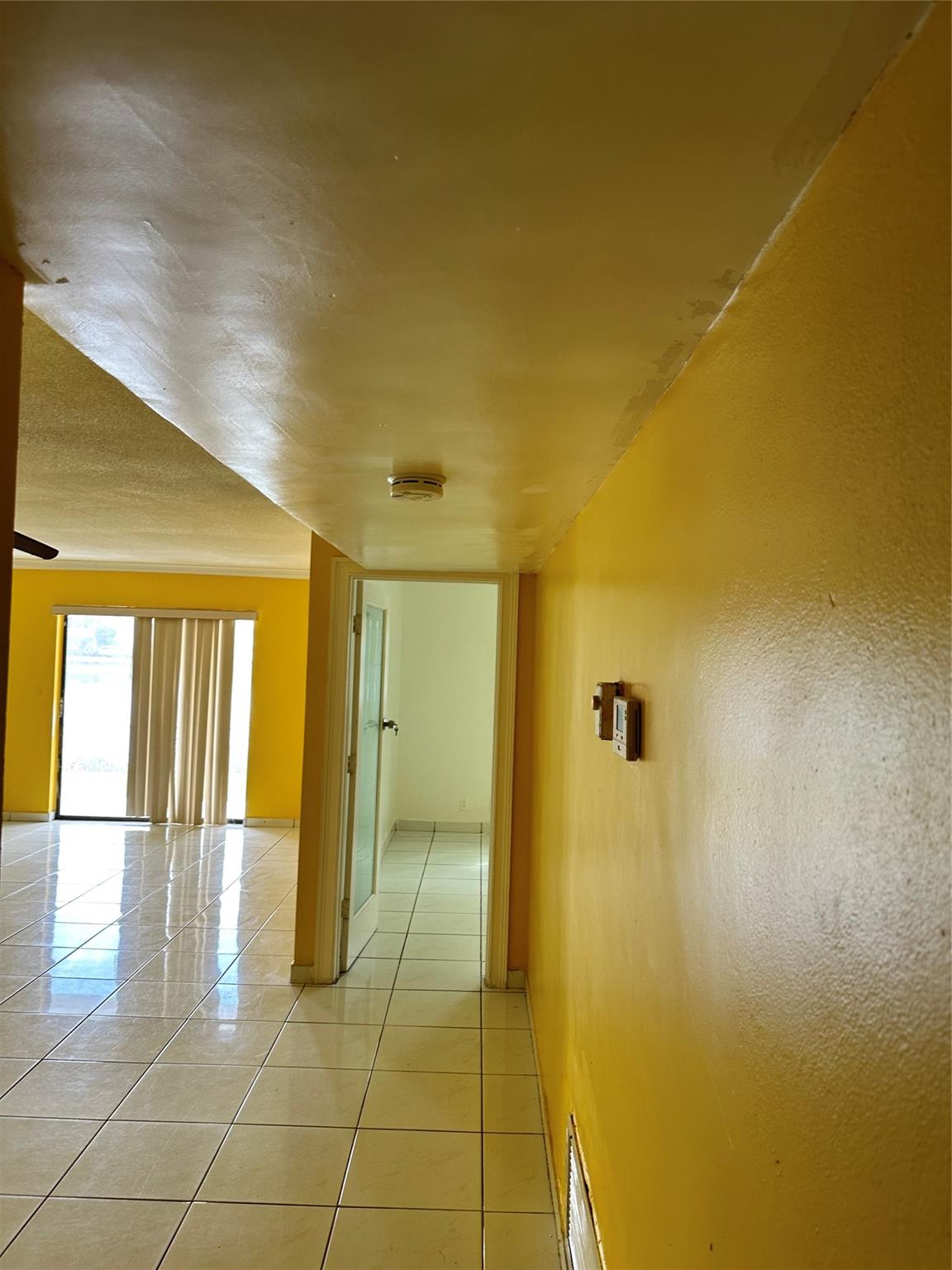 Lakeside Manor North Cond - Residential Lease