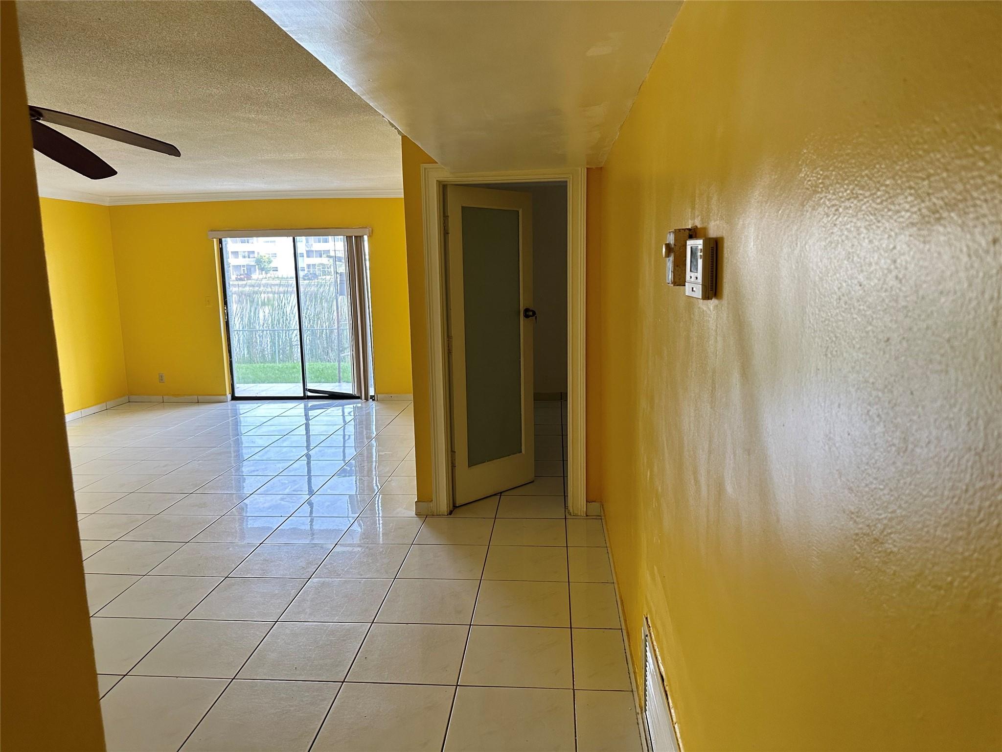 Lakeside Manor North Cond - Residential Lease