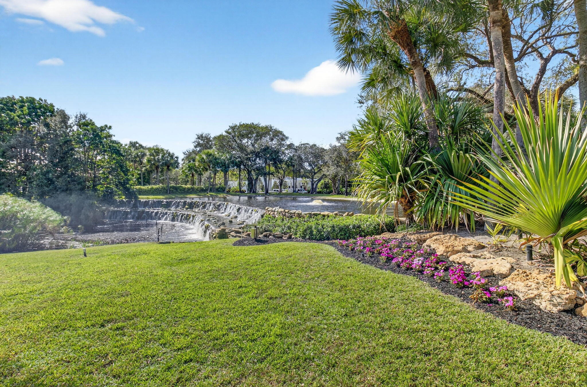 FOXE CHASE - Residential