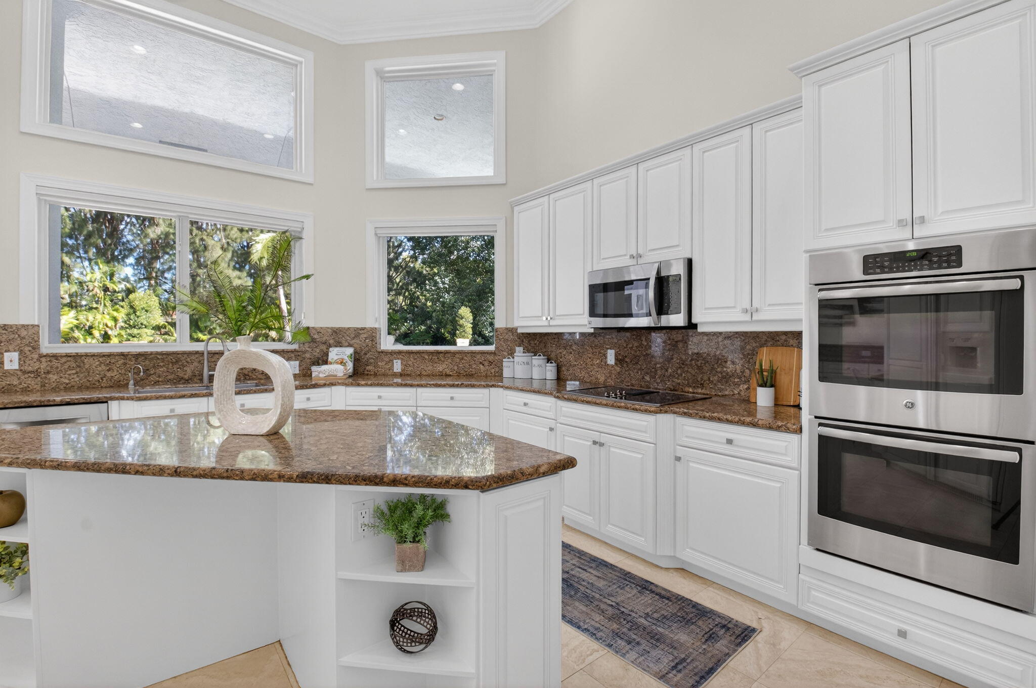 FOXE CHASE - Residential