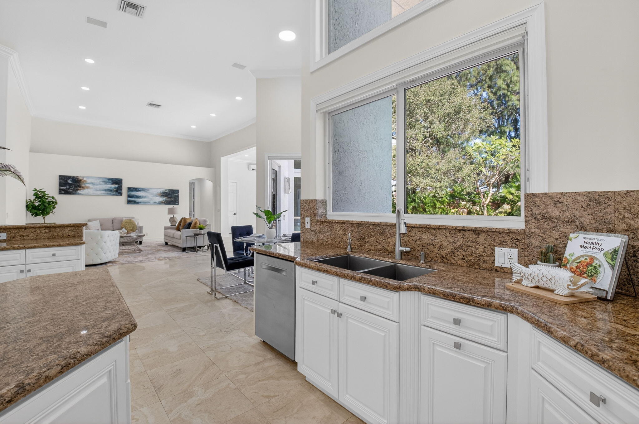 FOXE CHASE - Residential