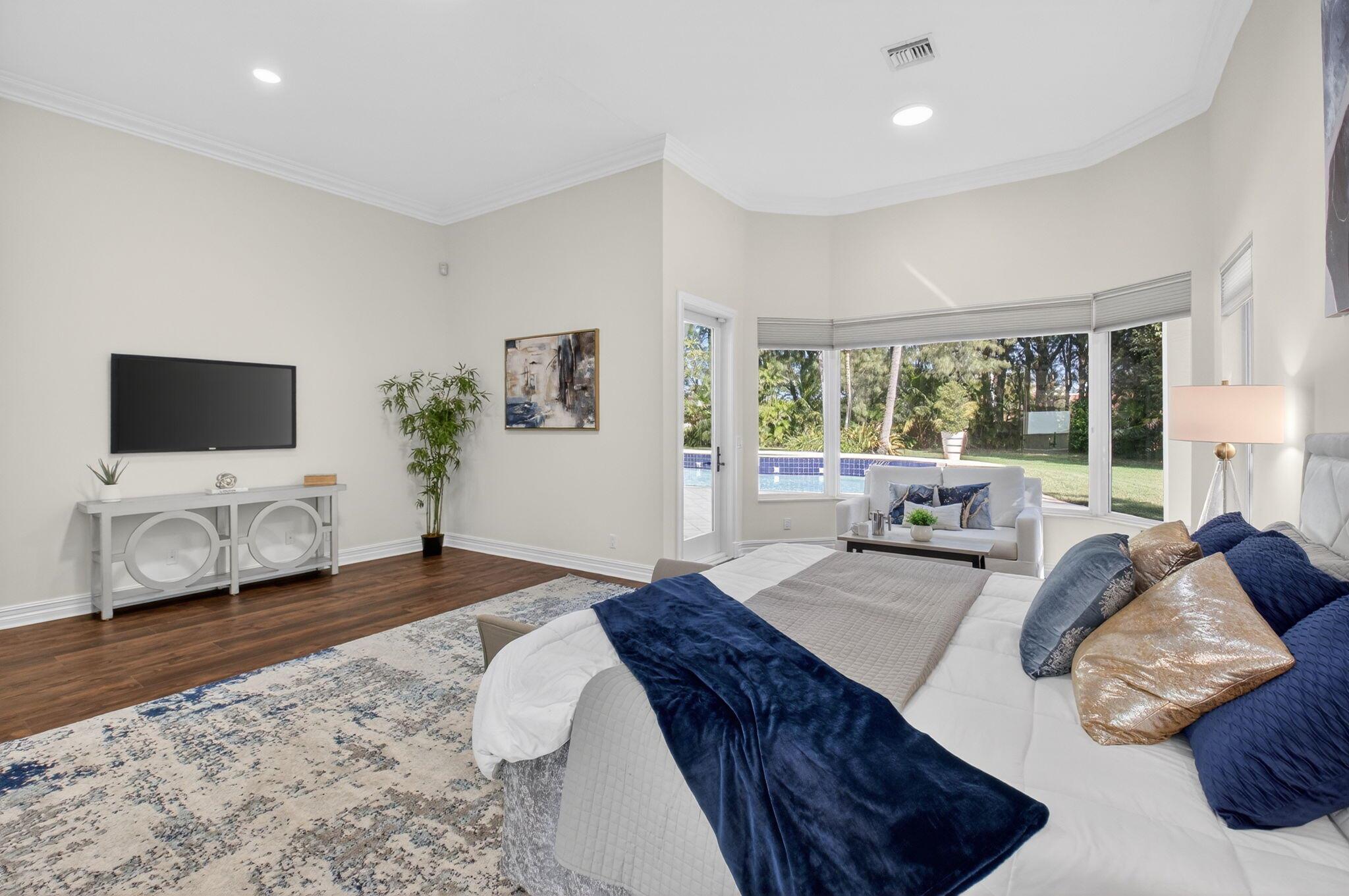 FOXE CHASE - Residential