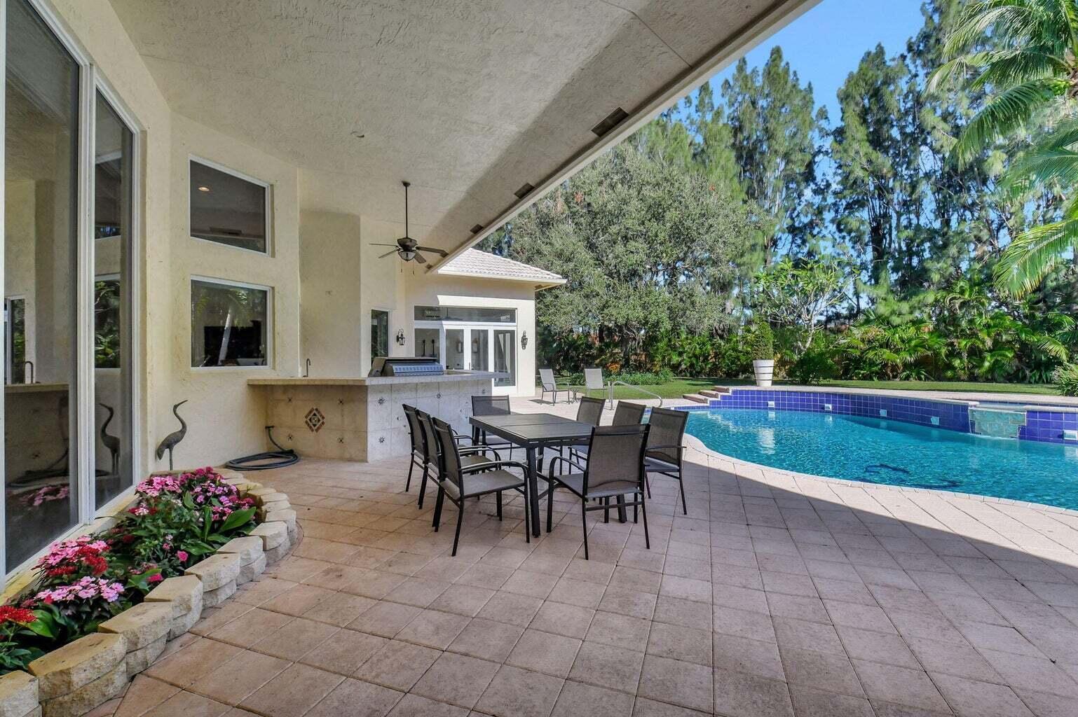 FOXE CHASE - Residential