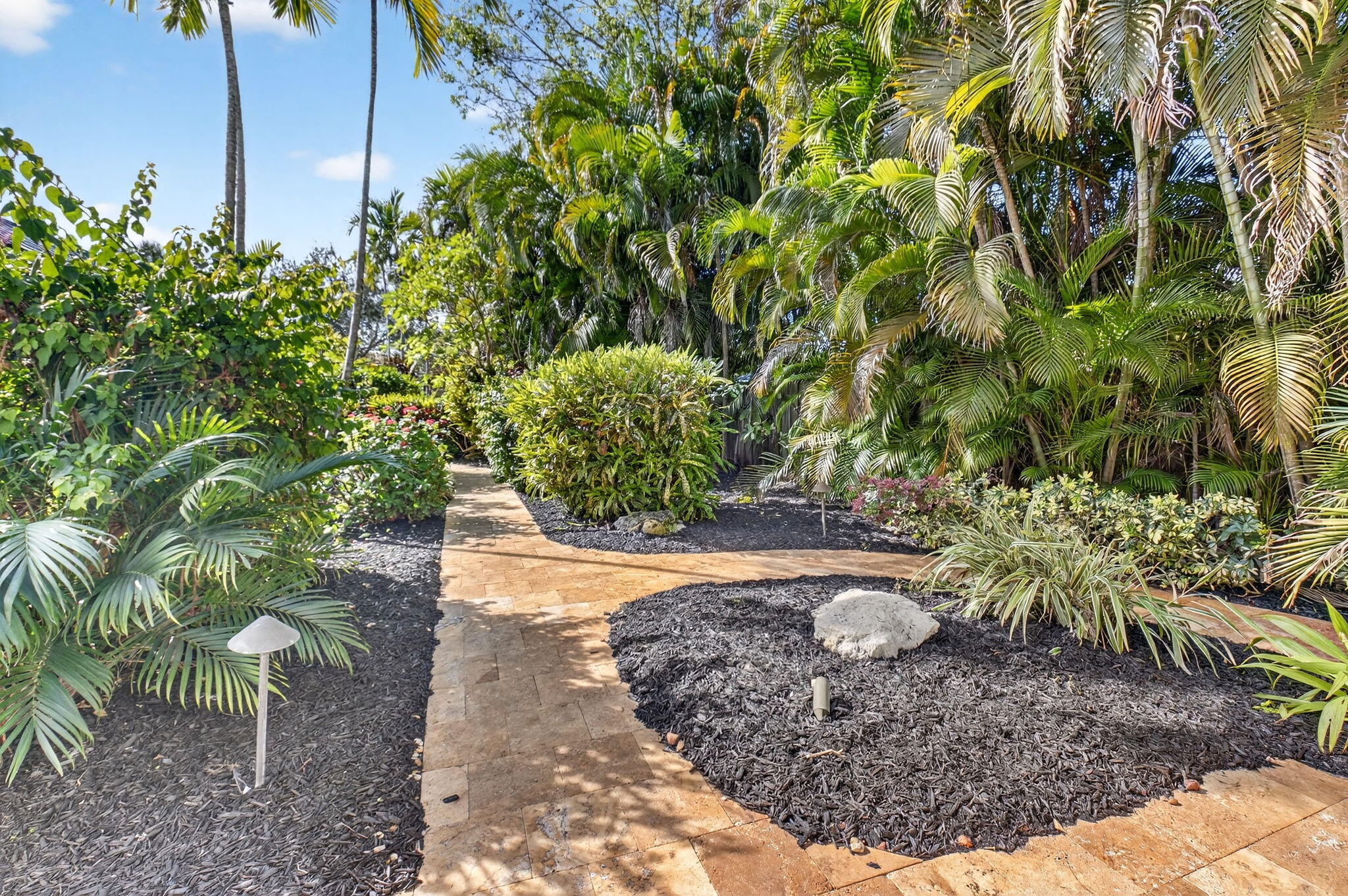 FOXE CHASE - Residential