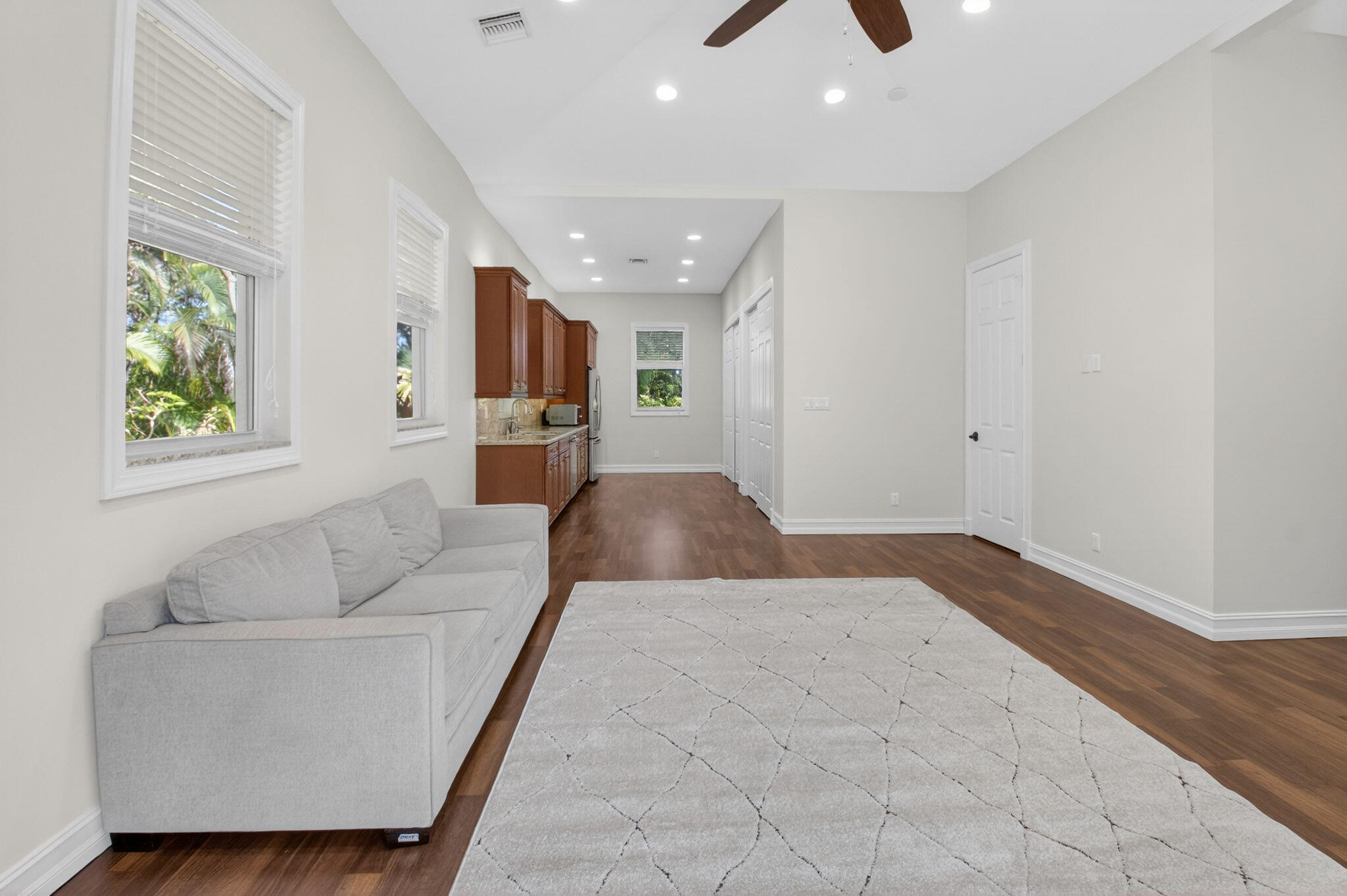 FOXE CHASE - Residential