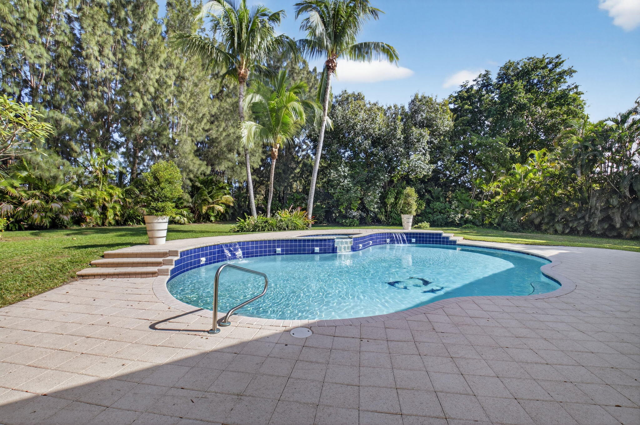 FOXE CHASE - Residential