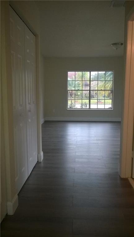 Cinnamon Place 1 121-26 B - Residential