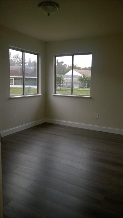 Cinnamon Place 1 121-26 B - Residential