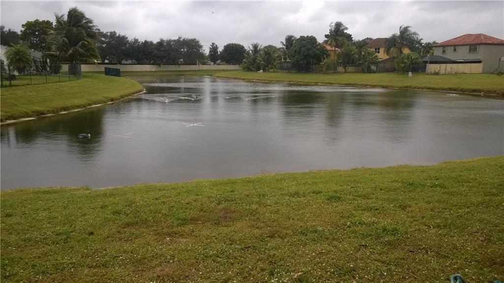 Cinnamon Place 1 121-26 B - Residential