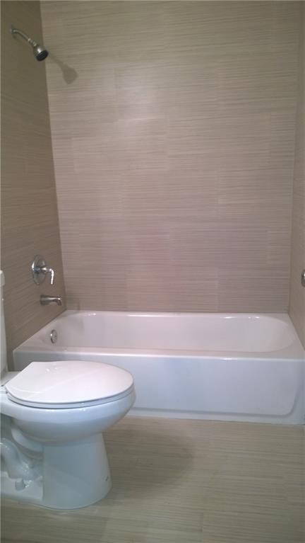 Cinnamon Place 1 121-26 B - Residential