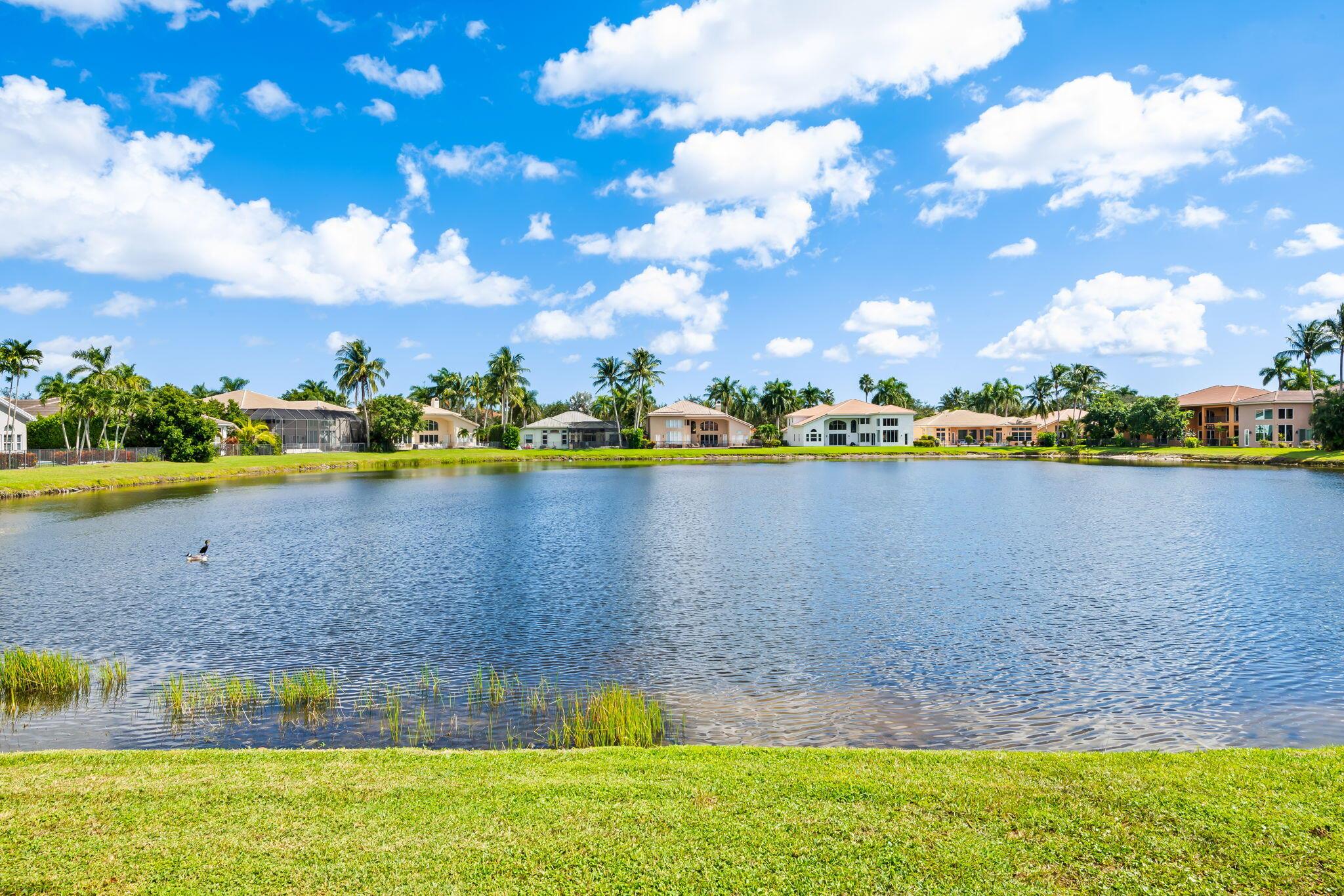 SATURNIA ISLES - Residential