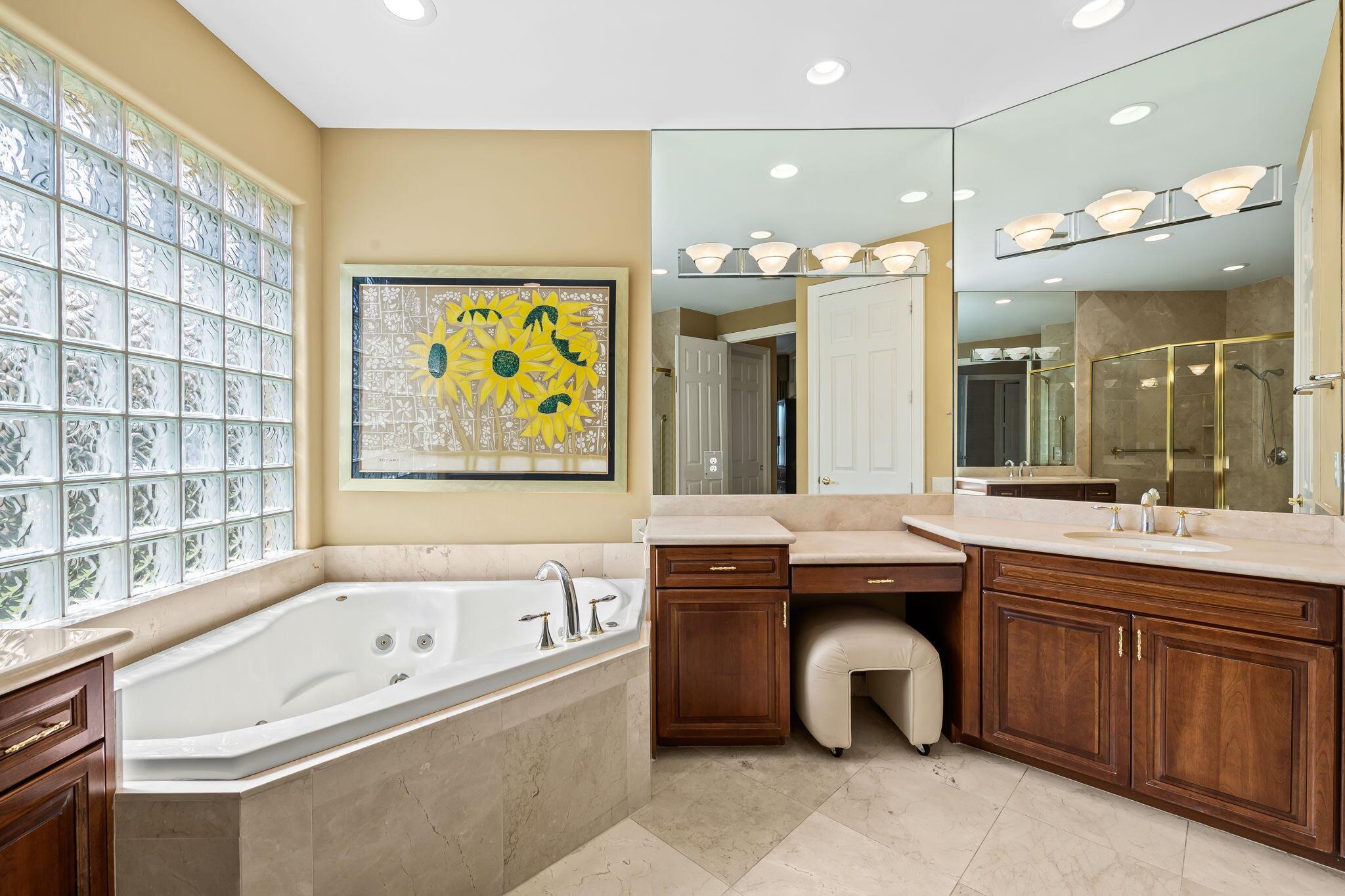 SATURNIA ISLES - Residential