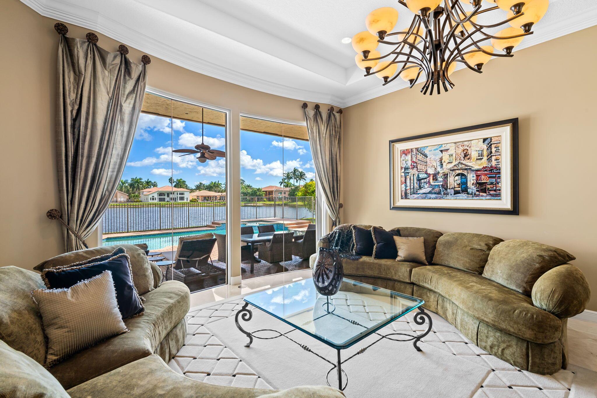 SATURNIA ISLES - Residential
