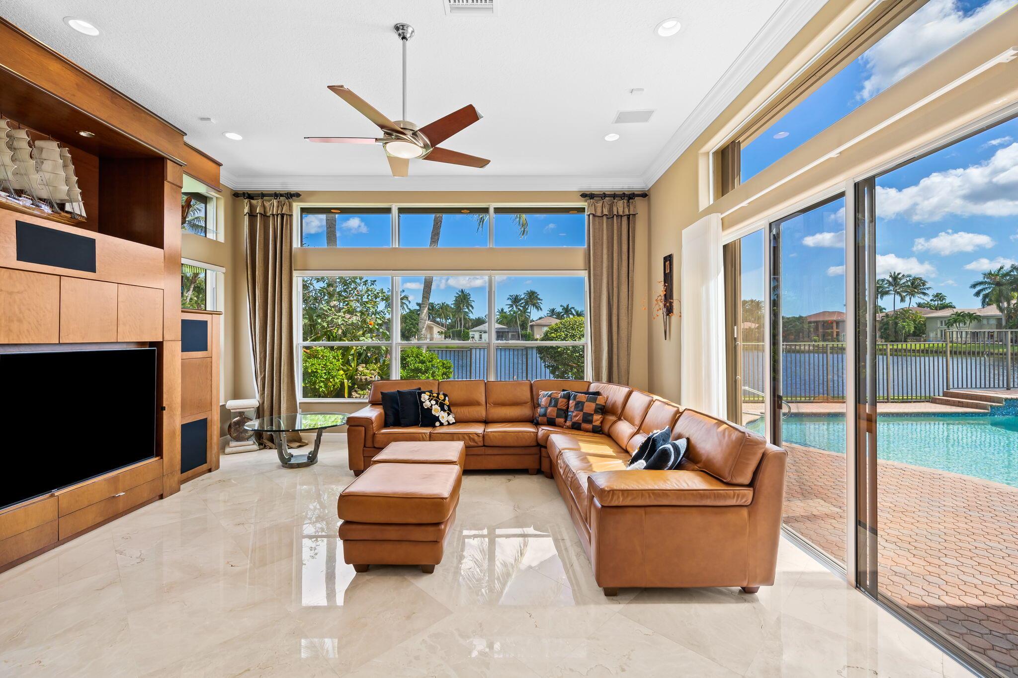 SATURNIA ISLES - Residential