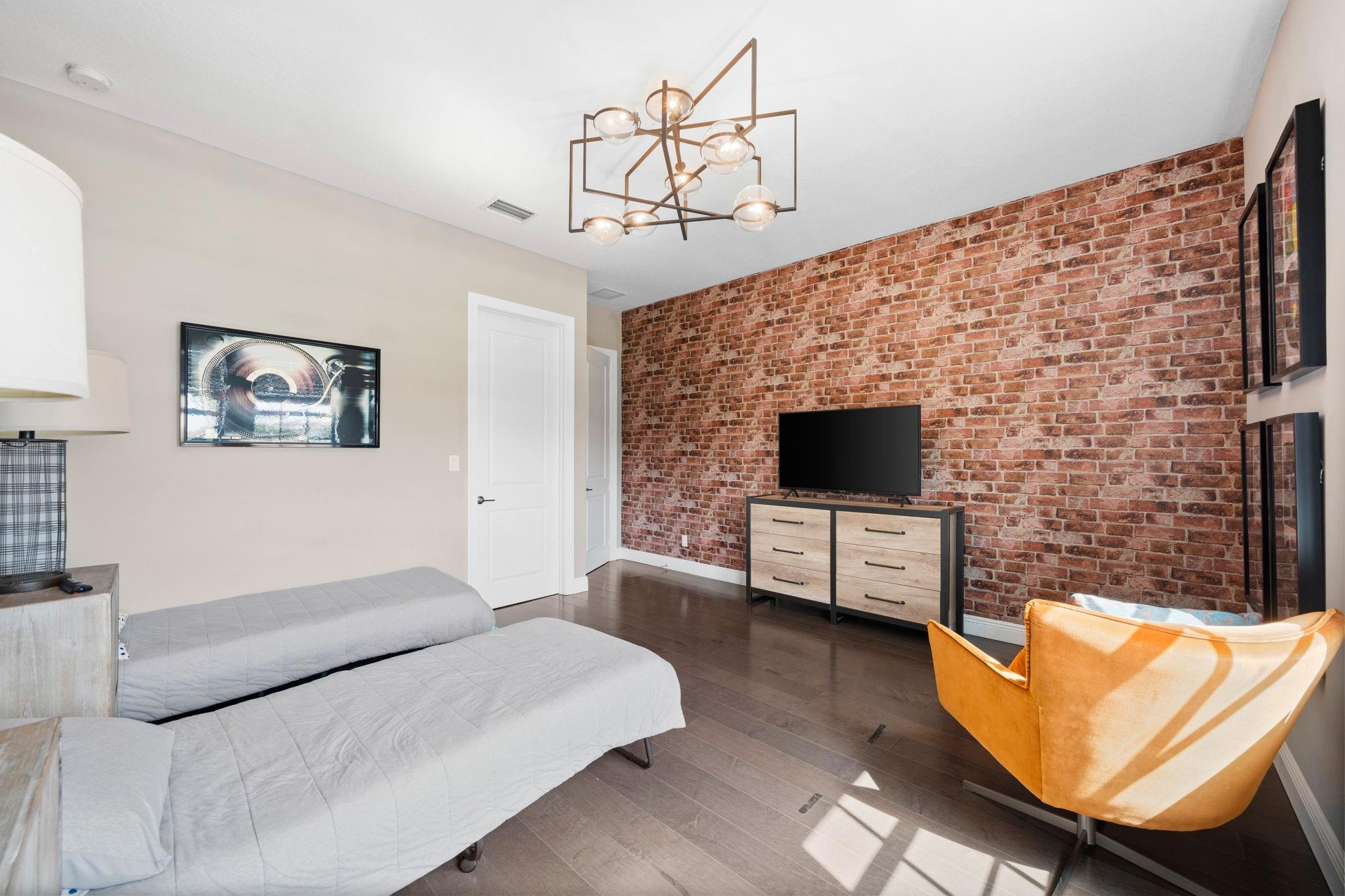 PARKLAND BAY 183-49 B LOT - Residential