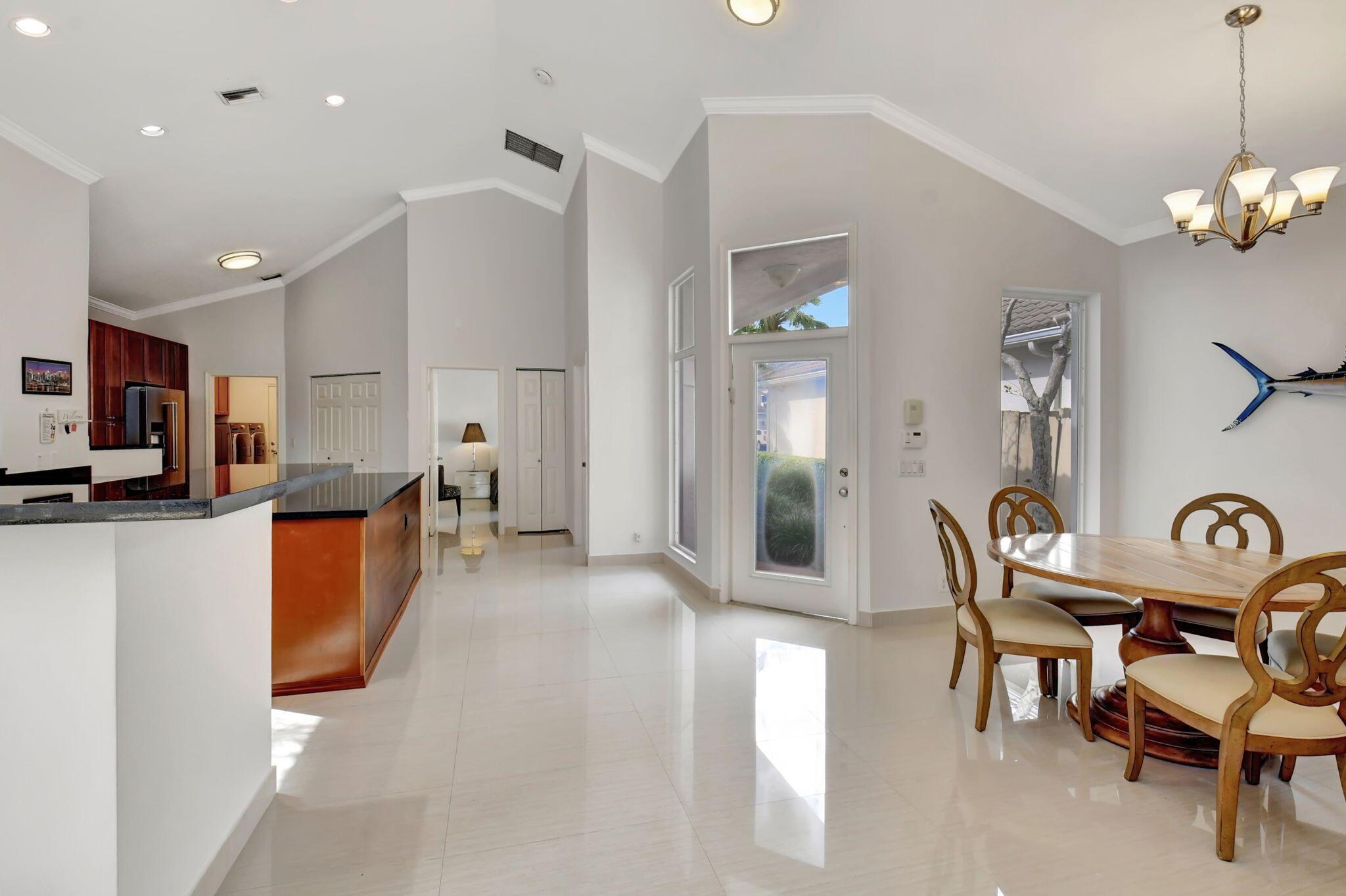 BANYANS - Residential Lease