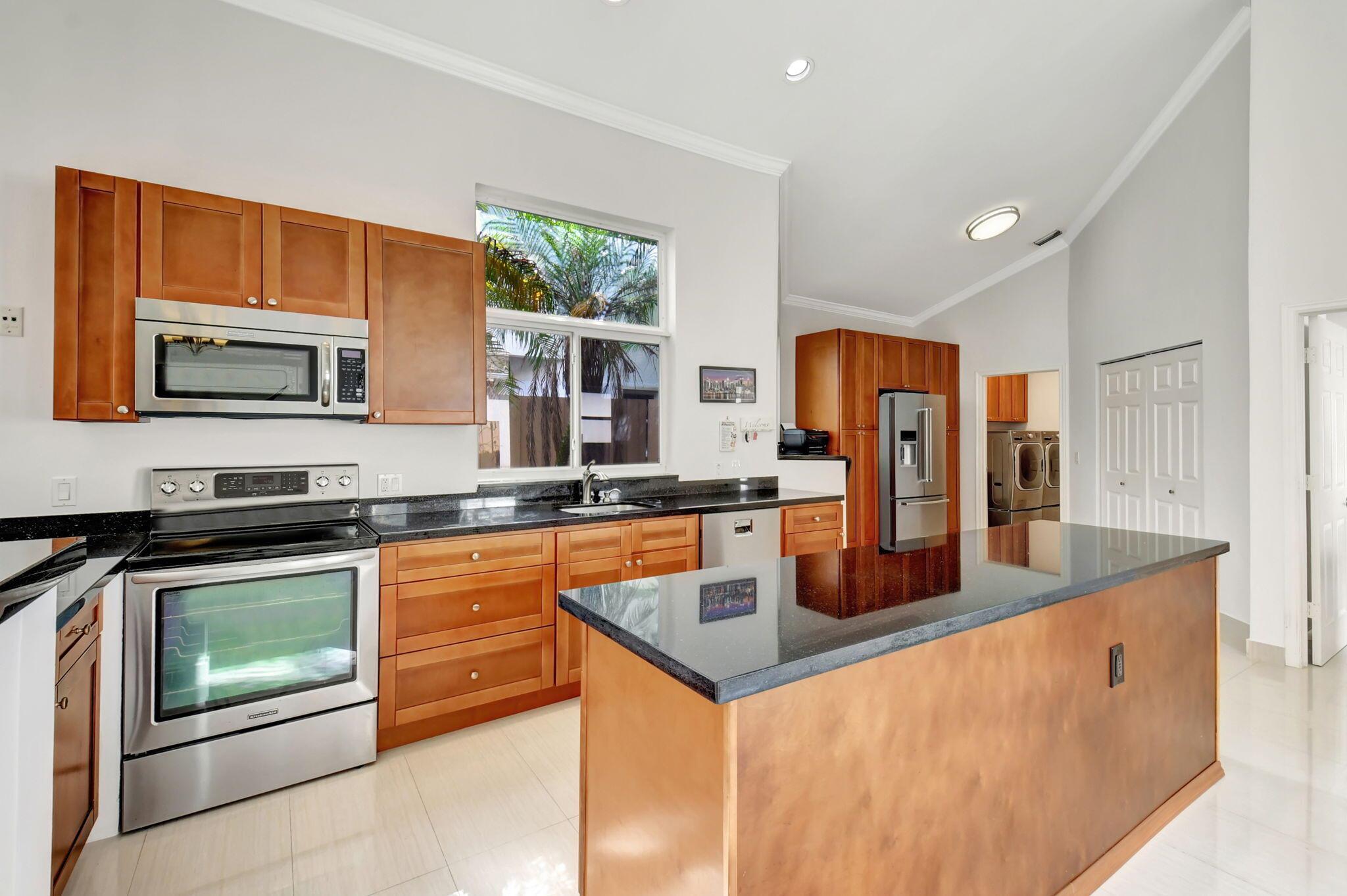 BANYANS - Residential Lease