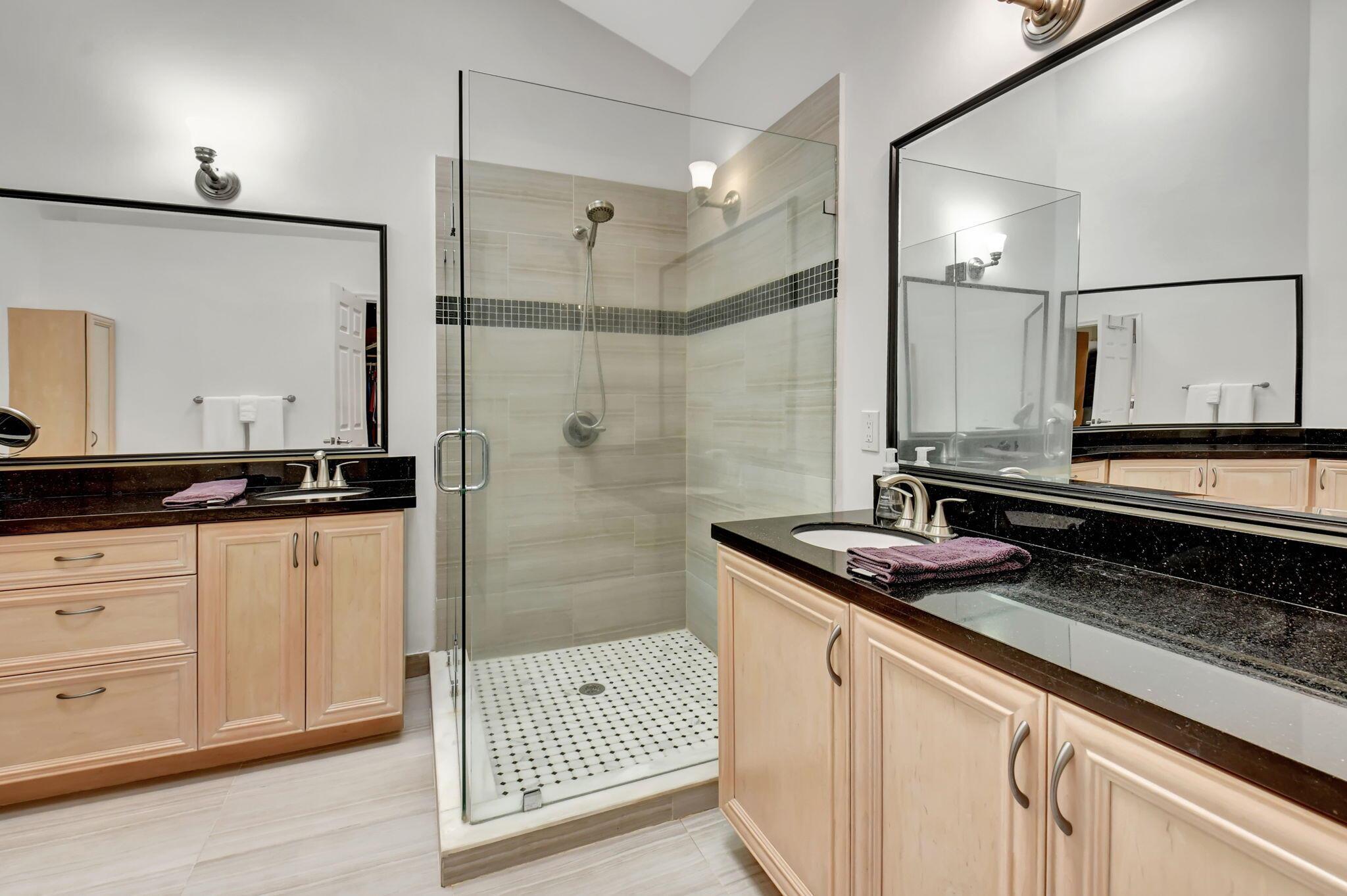 BANYANS - Residential Lease