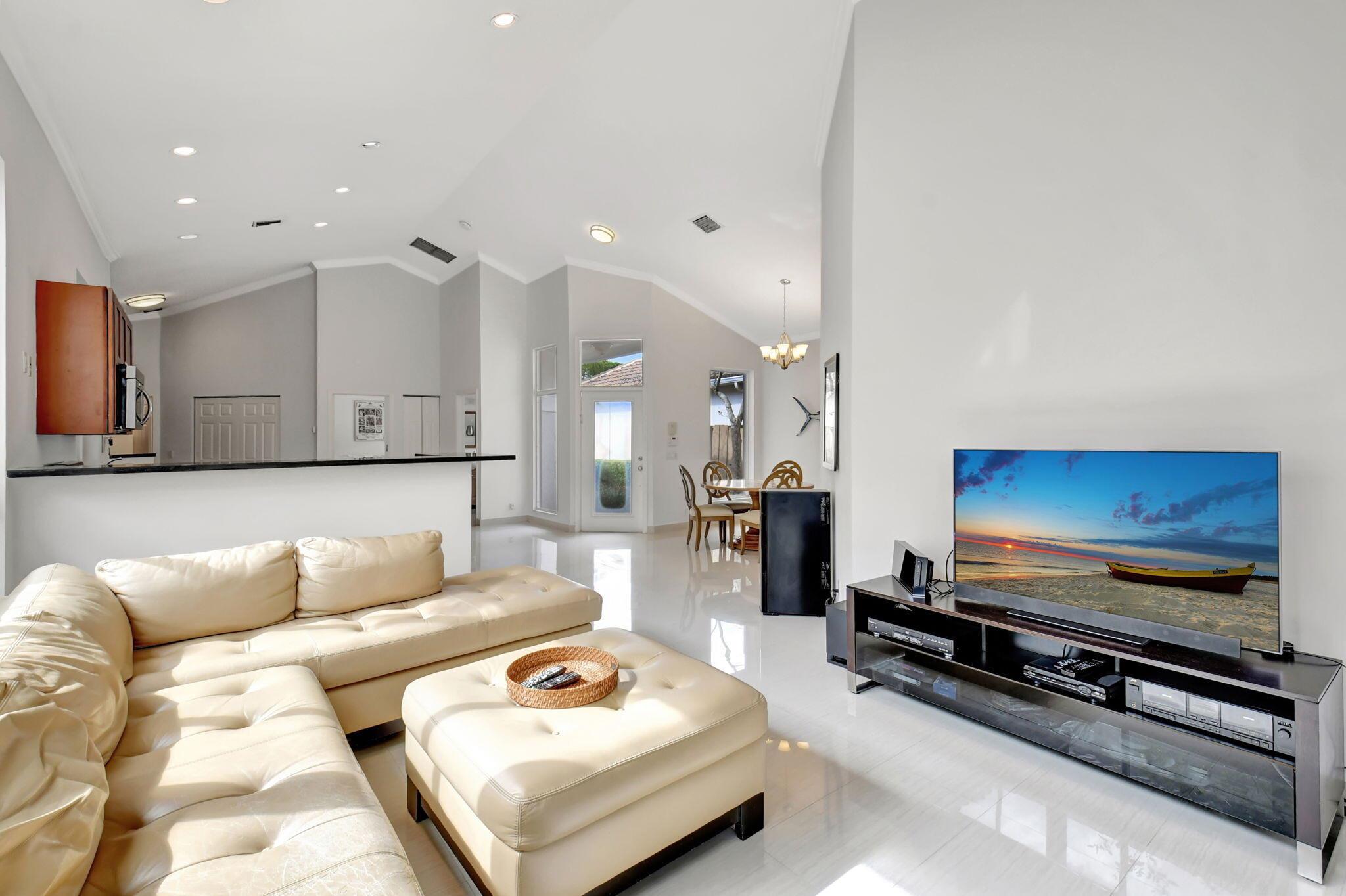 BANYANS - Residential Lease