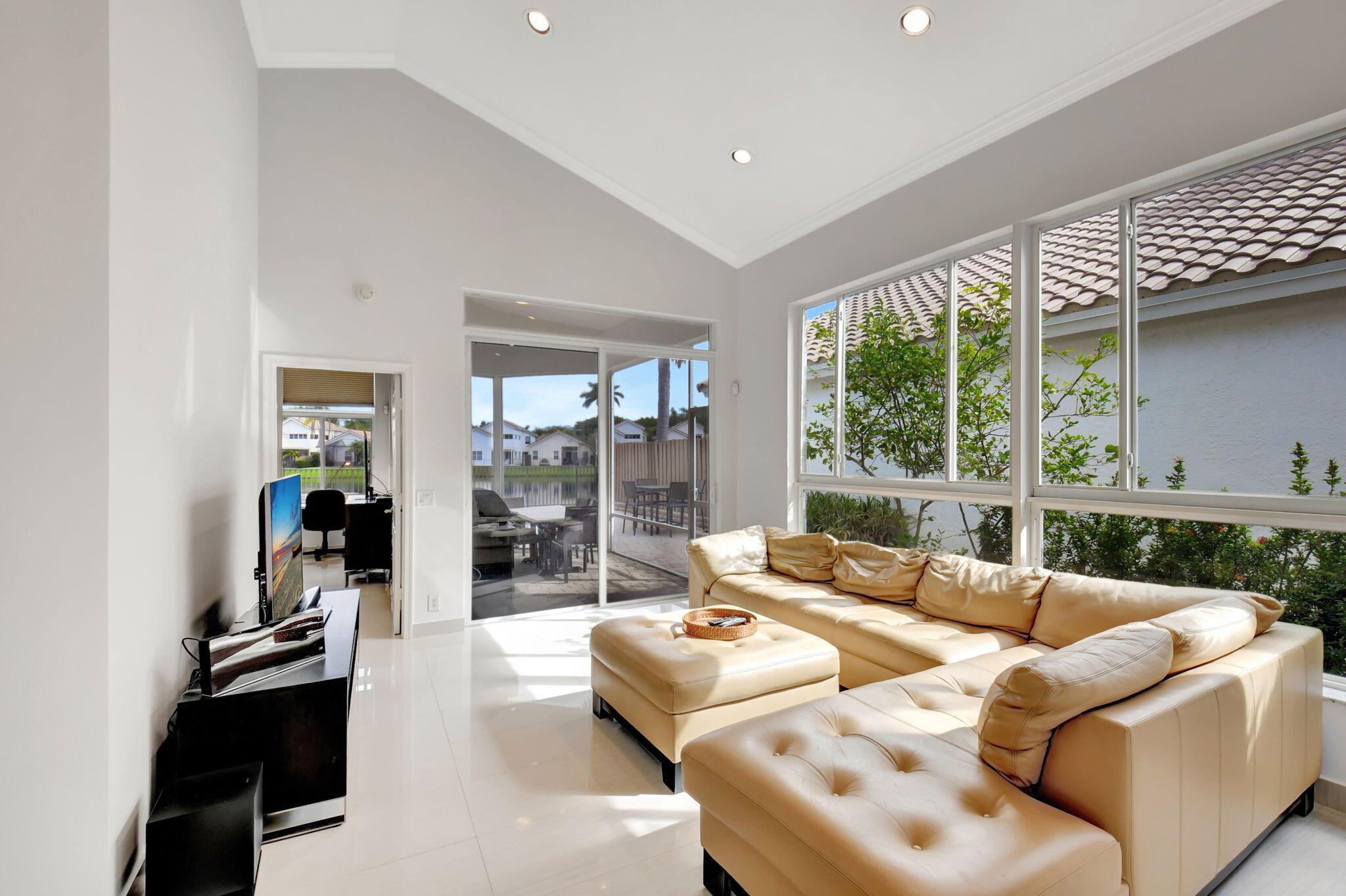 BANYANS - Residential Lease