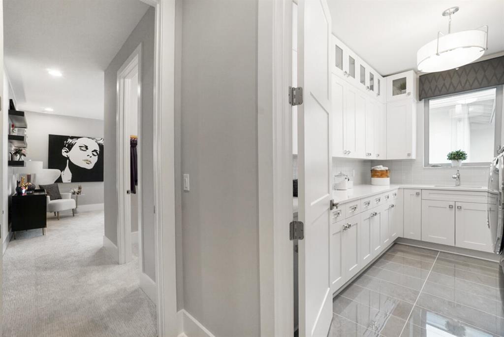 ALTON NEIGHBORHOOD - Residential