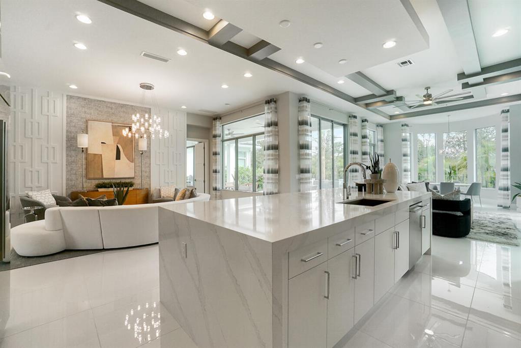 ALTON NEIGHBORHOOD - Residential