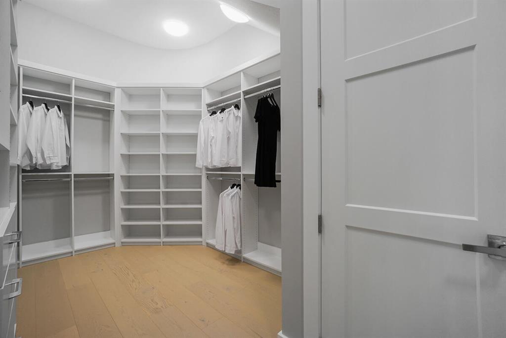 ALTON NEIGHBORHOOD - Residential