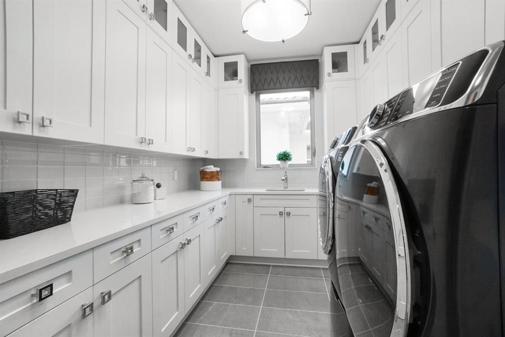 ALTON NEIGHBORHOOD - Residential